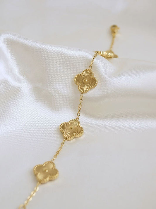 Gold Arpels bracelet